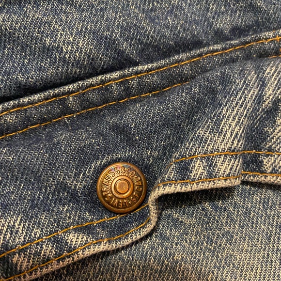 Vintage Levi’s Men’s Jeans - Picture 6 of 9